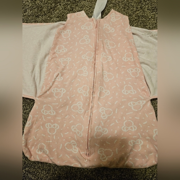 Halo Minnie mouse swaddle - Picture 7 of 9